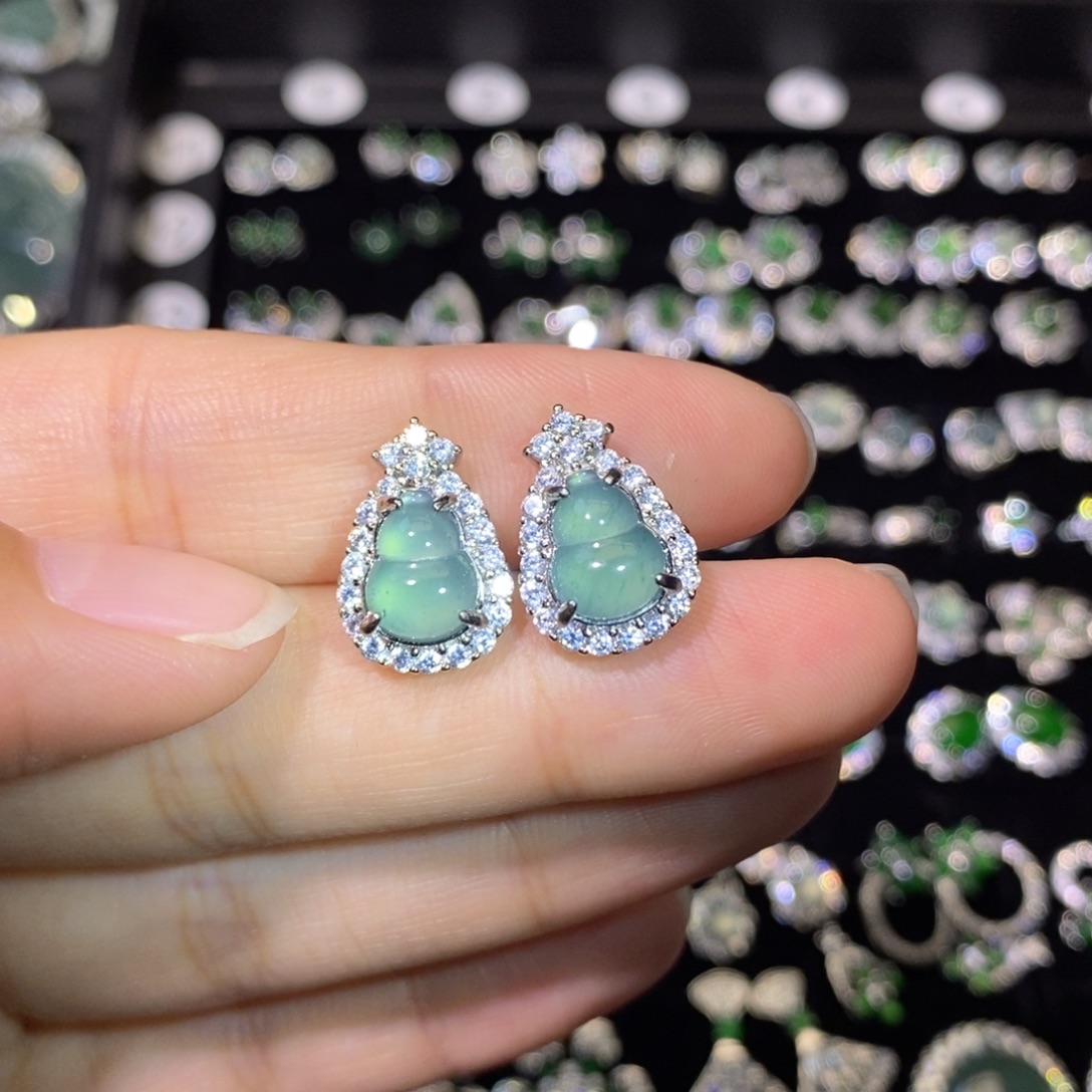 翡翠未镶嵌颈饰天然