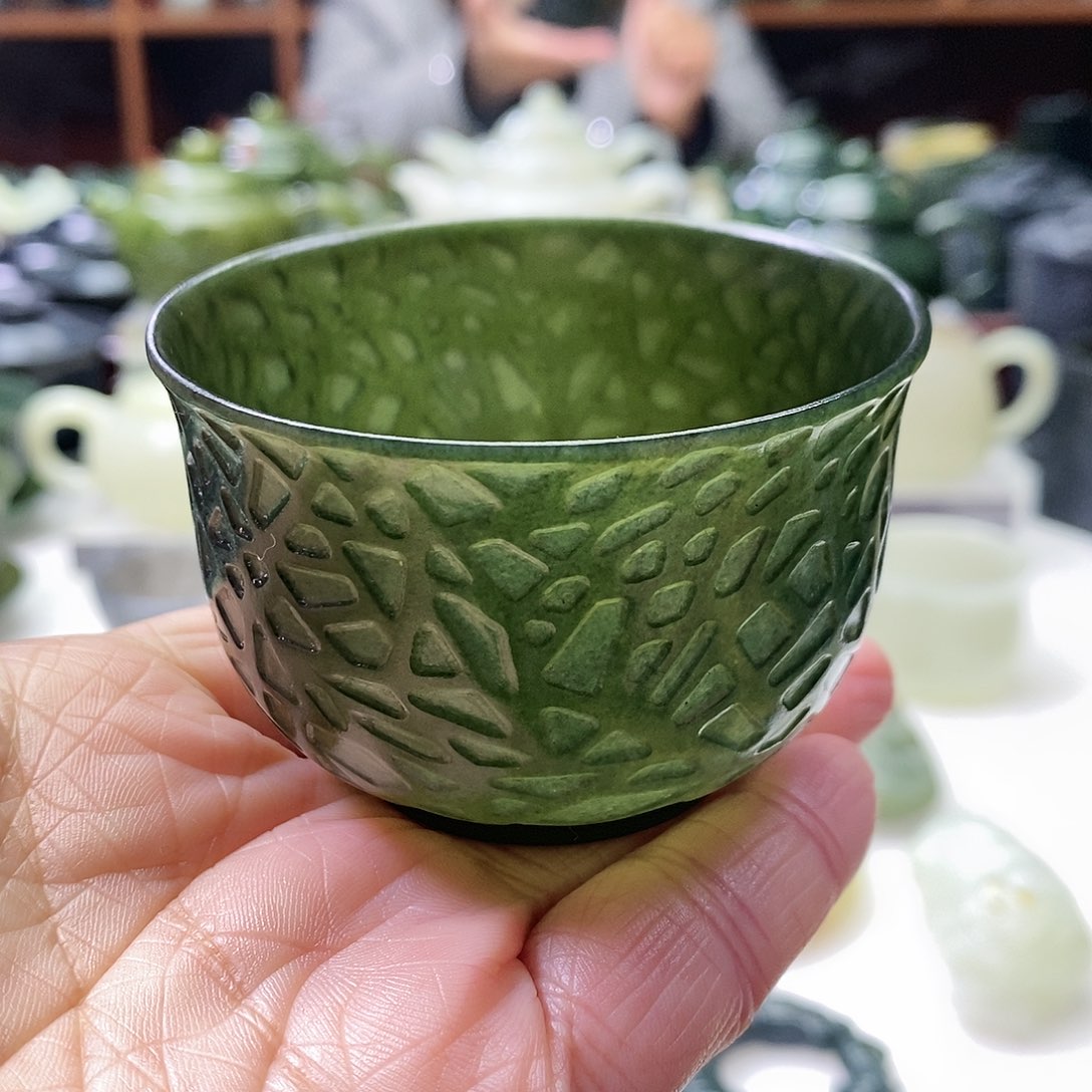 和田玉茶杯未镶嵌