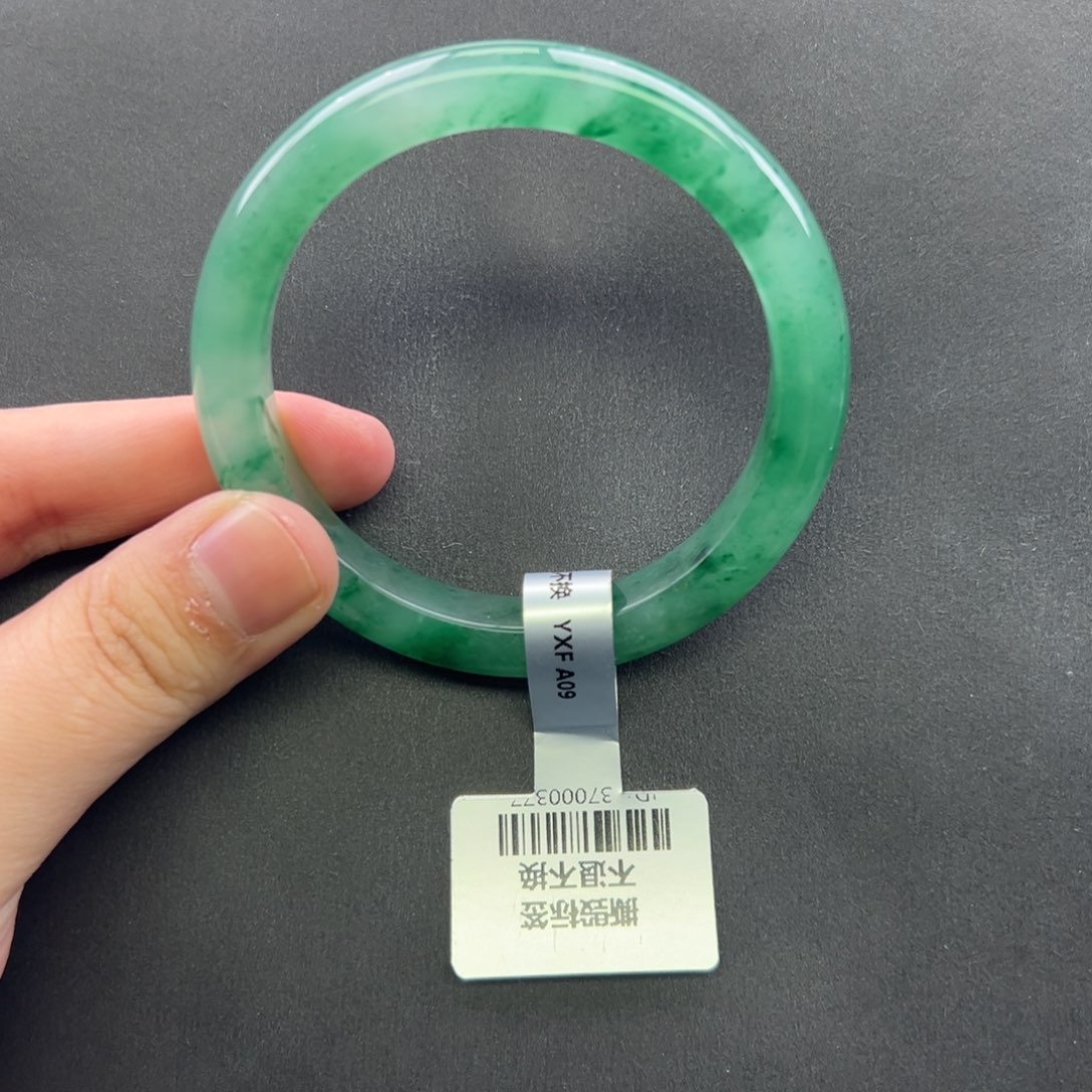 石英质玉未镶嵌手镯+55.1 会会