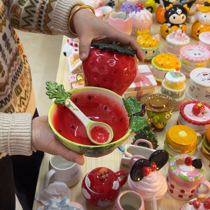 摆件陶瓷等行业的产品