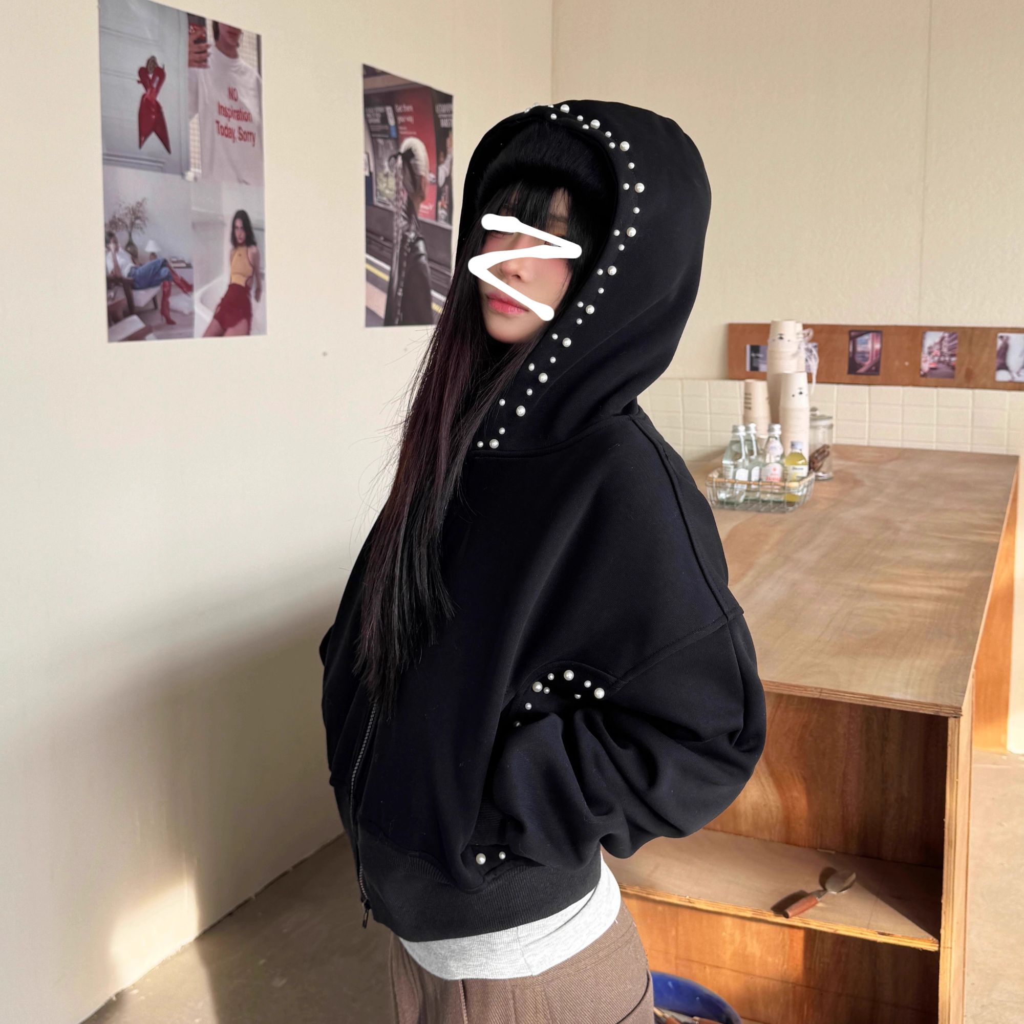 珍珠立体装饰设计感短款连帽卫衣外套女春秋新款高腰开衫休闲帽衫