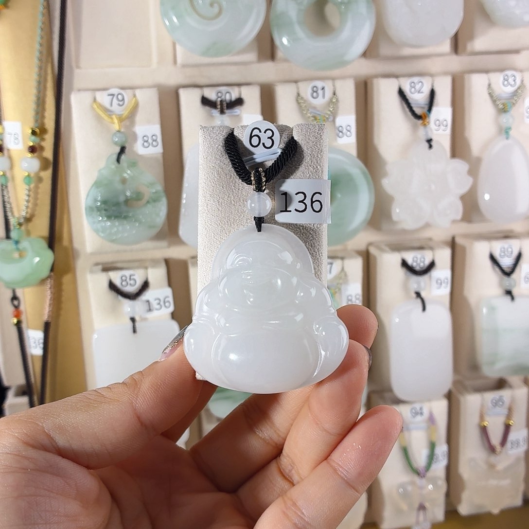 石英质玉未镶嵌颈饰丽*姐