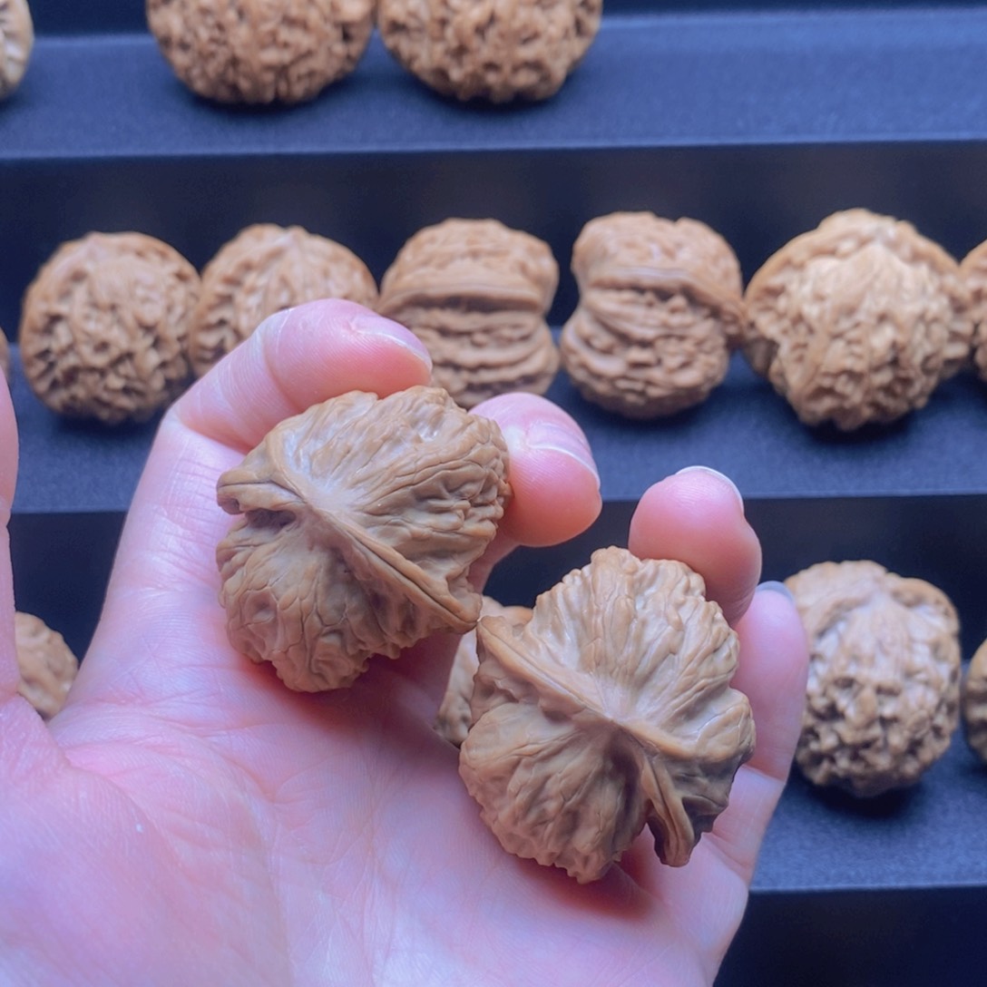 把件文玩核桃野狼异形