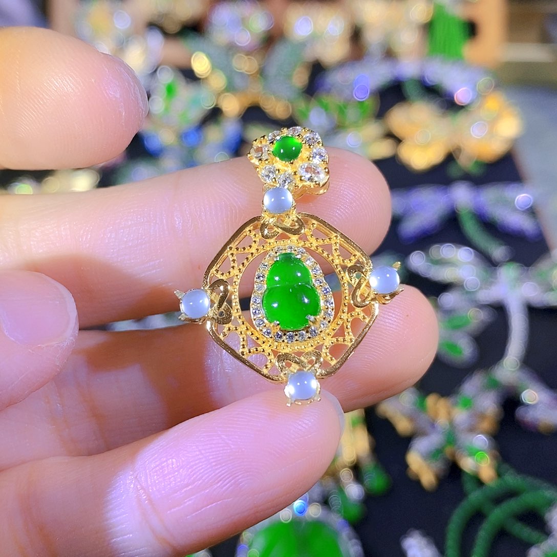 吊坠(不含链)银S925镶嵌翡翠