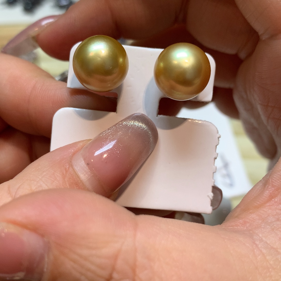 海水珍珠耳饰18K金镶嵌