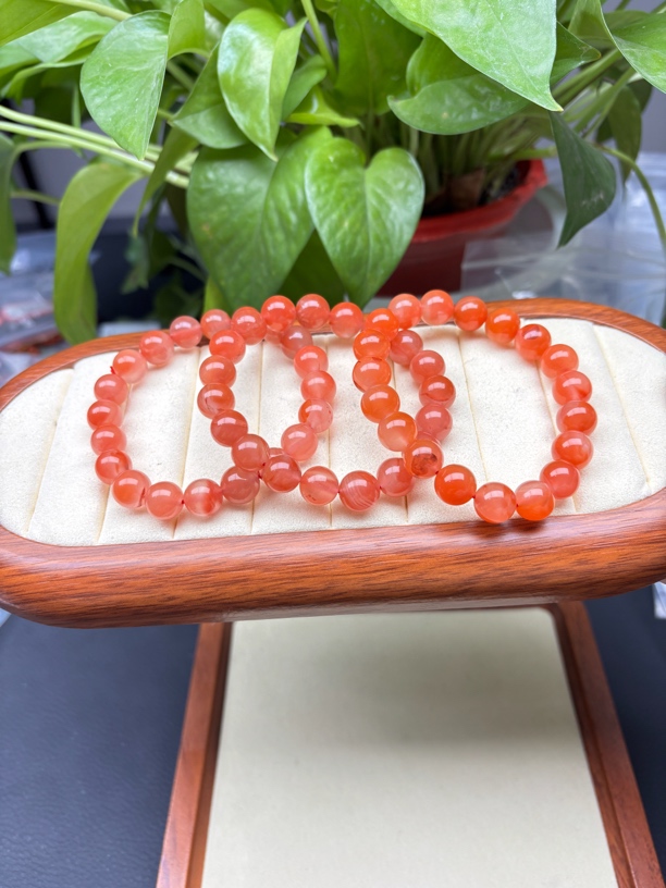 41天然南红单圈手串，多样性发其中一，女士时尚