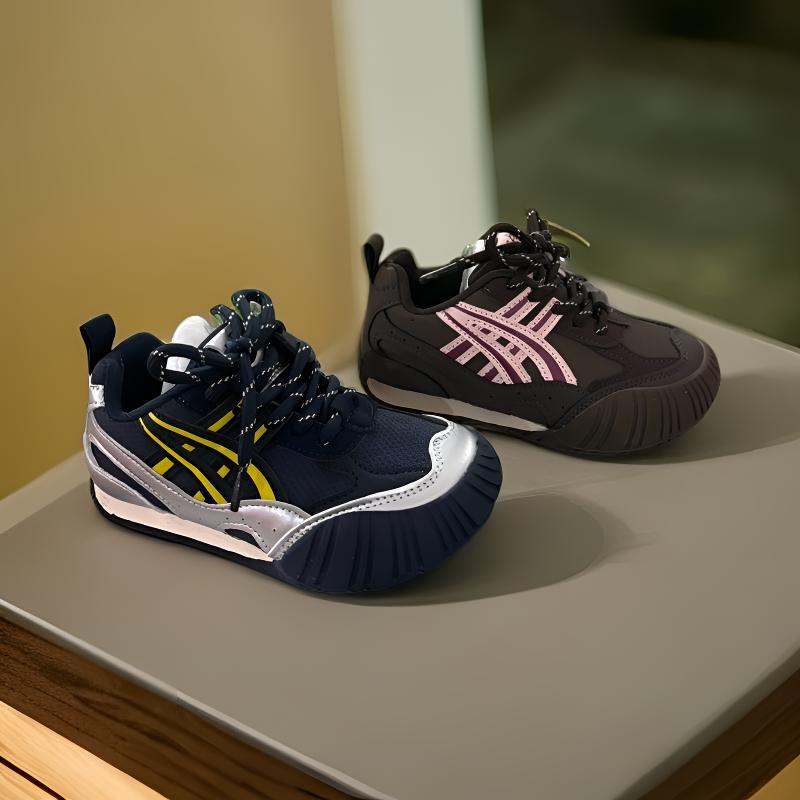 儿童新款皮面和加绒潮款防踢男童女童时尚休闲魔术贴运动鞋5890