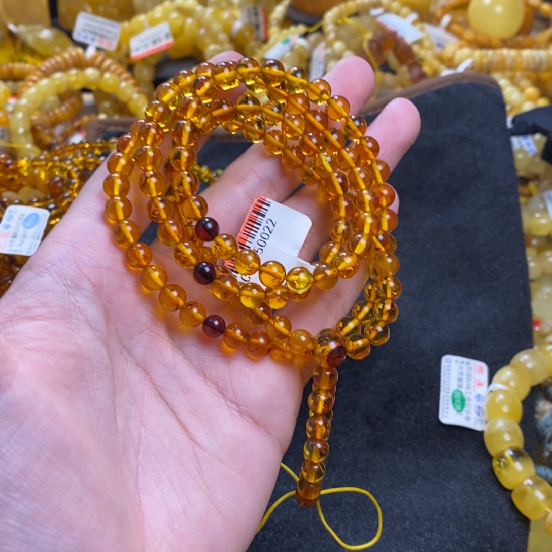 琥珀未镶嵌珠宝奇石