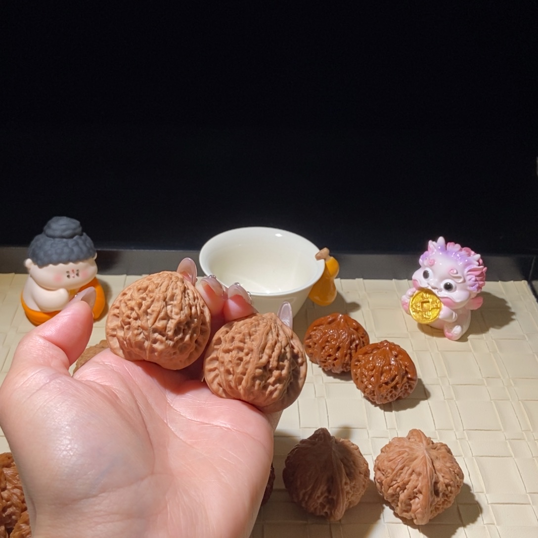 常***伴文玩核桃吊坠金牛40