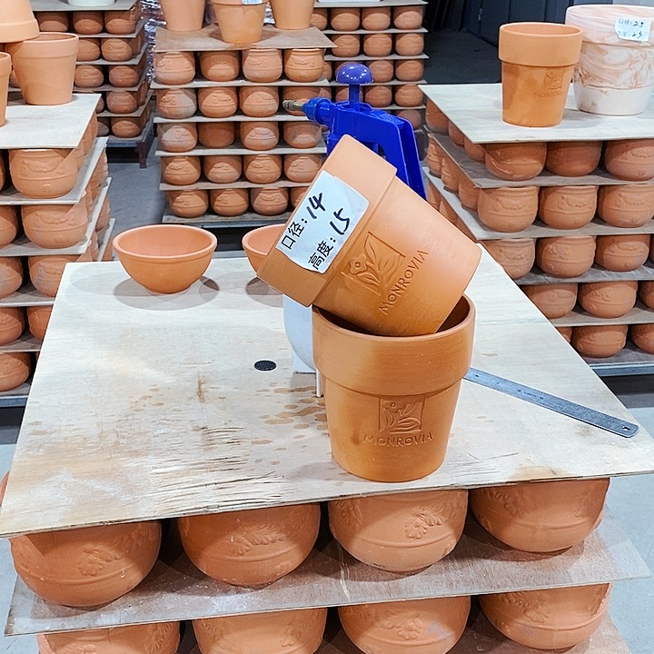 红陶10-14×15两个