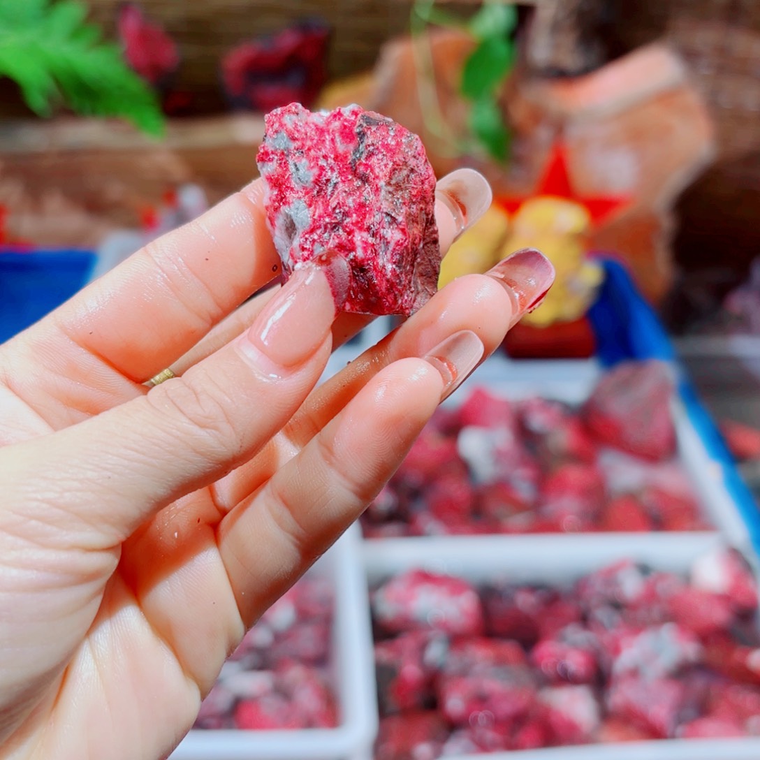 天然辰砂天然朱砂摆件