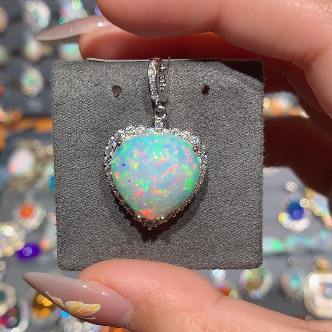 欧泊欧泊吊坠y银S925镶嵌