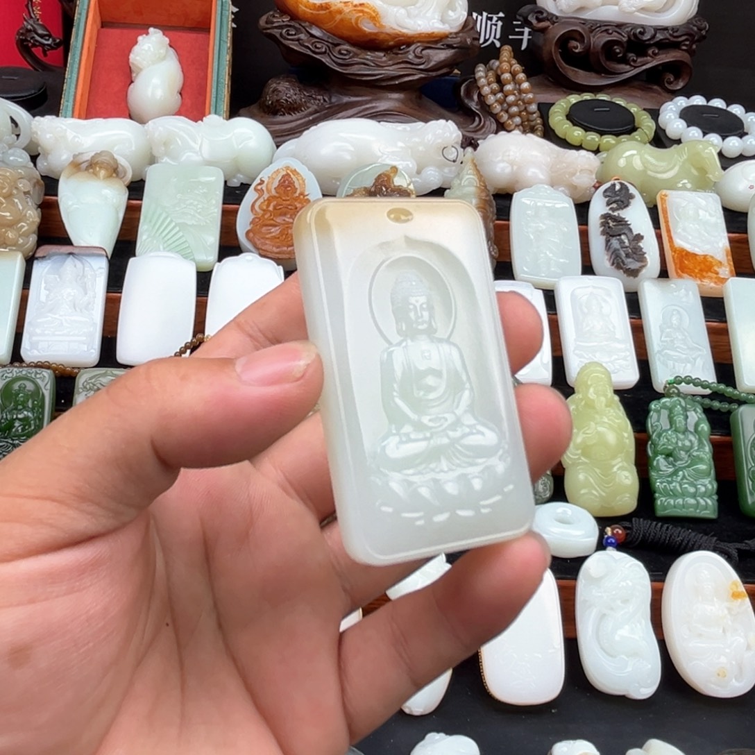 和田玉未镶嵌挂件