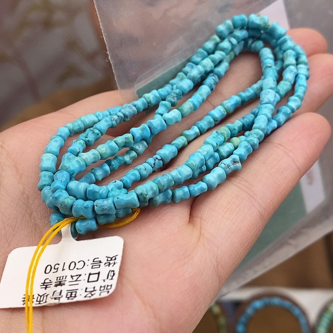 绿松石未镶嵌原矿