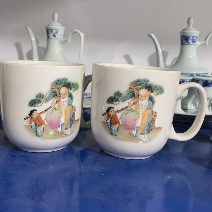 瓷片一厂寿星茶杯一对