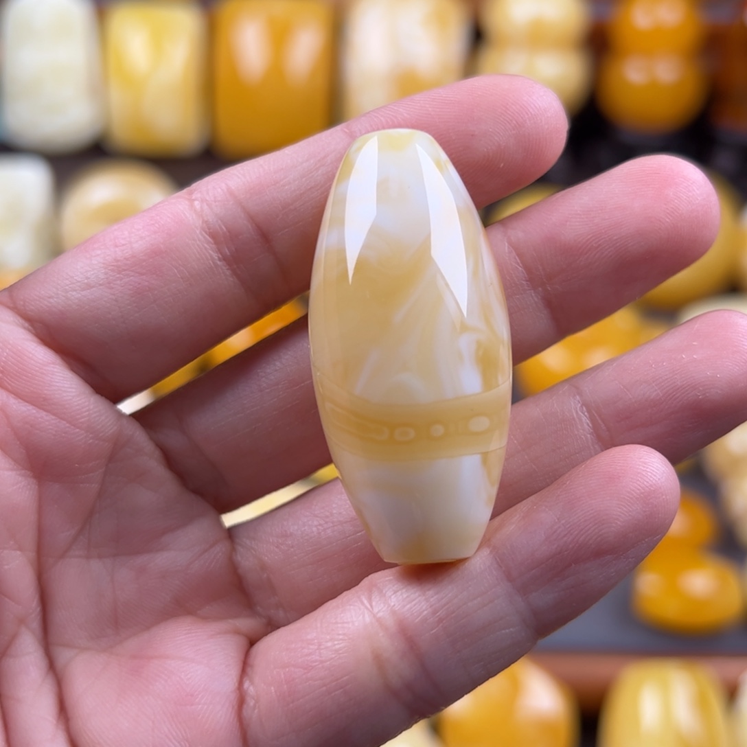 未镶嵌颈饰琥珀纯天然琥珀蜜蜡无优化