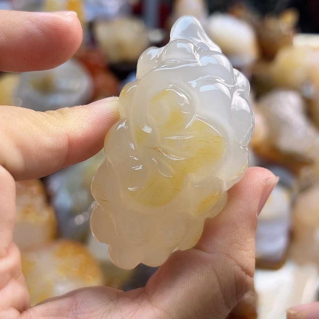 玛瑙/玉髓未镶嵌颈饰