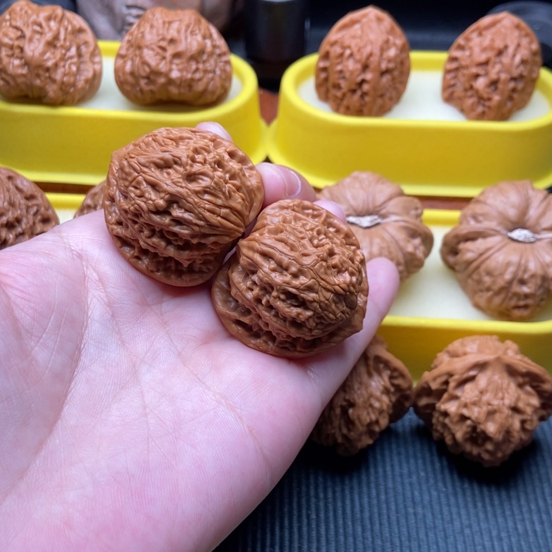 文玩核桃吊坠平谷寿桃