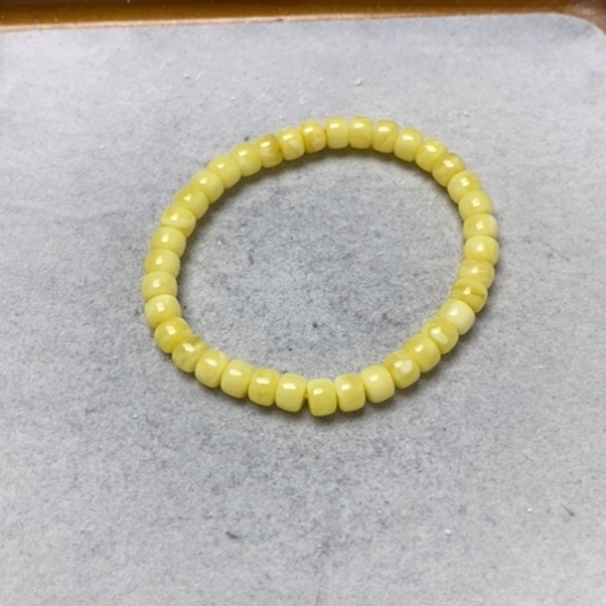 蜜蜡裸石未镶嵌手串