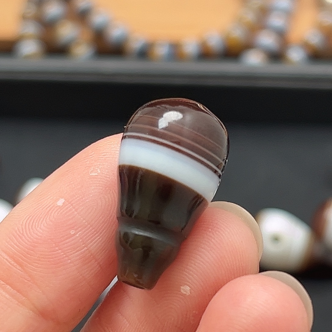 蘑***山玛瑙/玉髓合金单珠