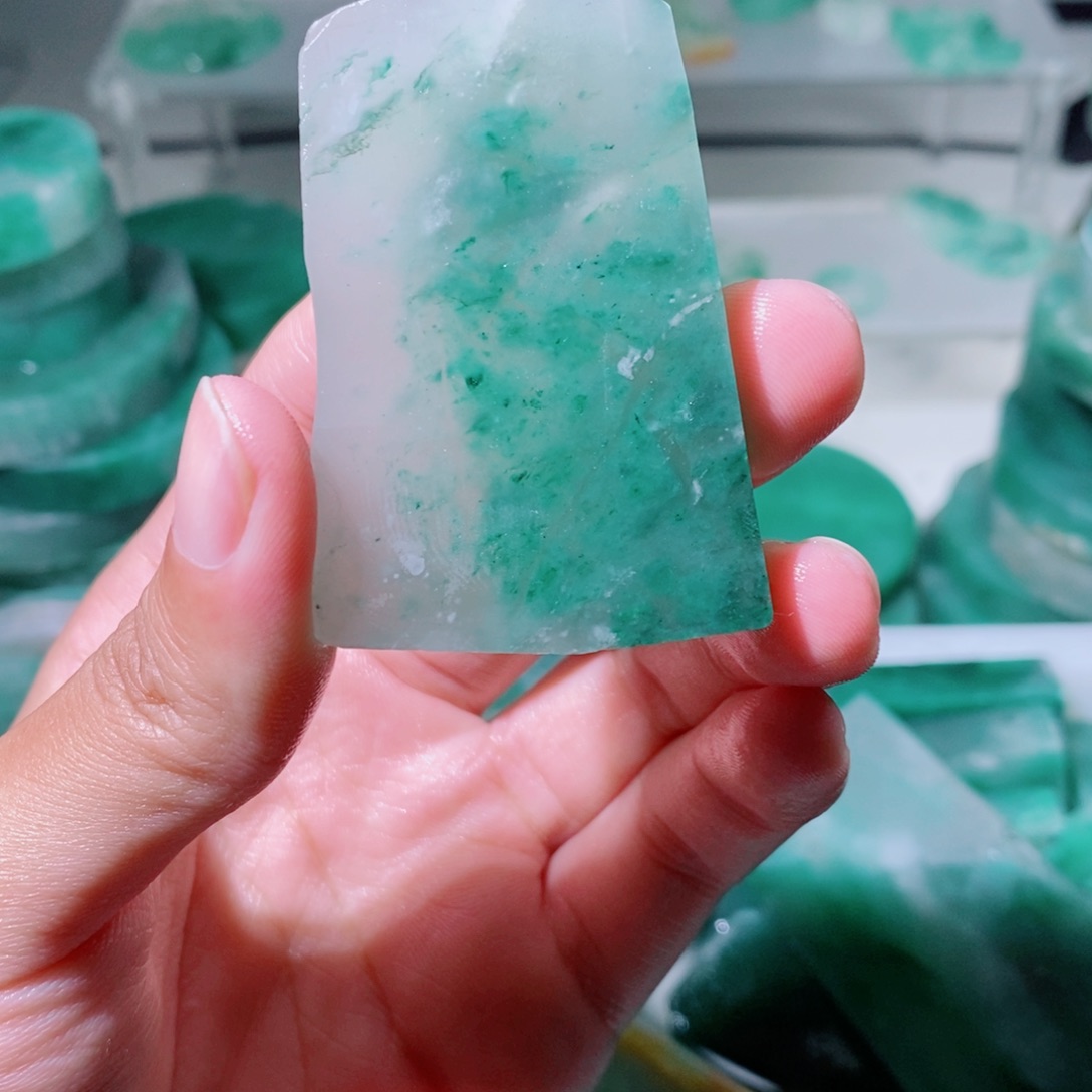 石英质玉吊坠(不含链)未镶嵌