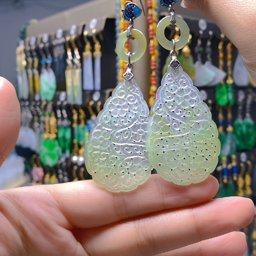 未镶嵌翡翠耳饰翡翠