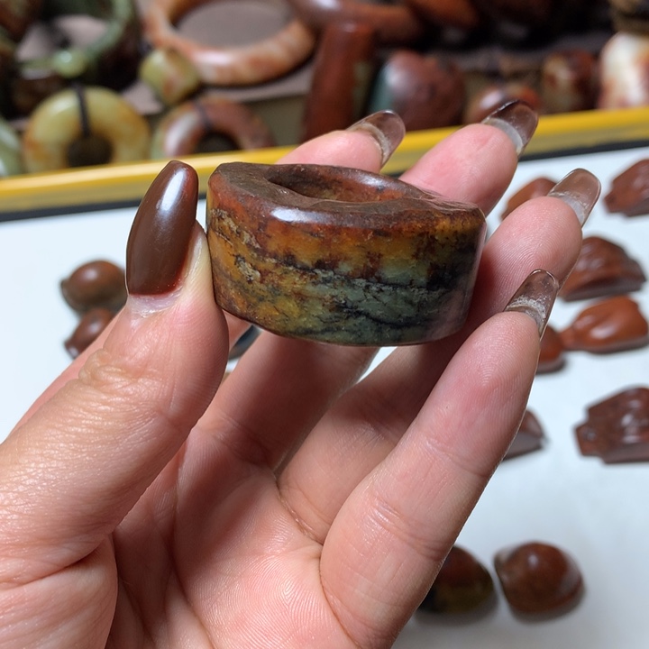 岫岩河磨玉（透闪石质玉）未镶嵌戒指河磨玉扳指22口径