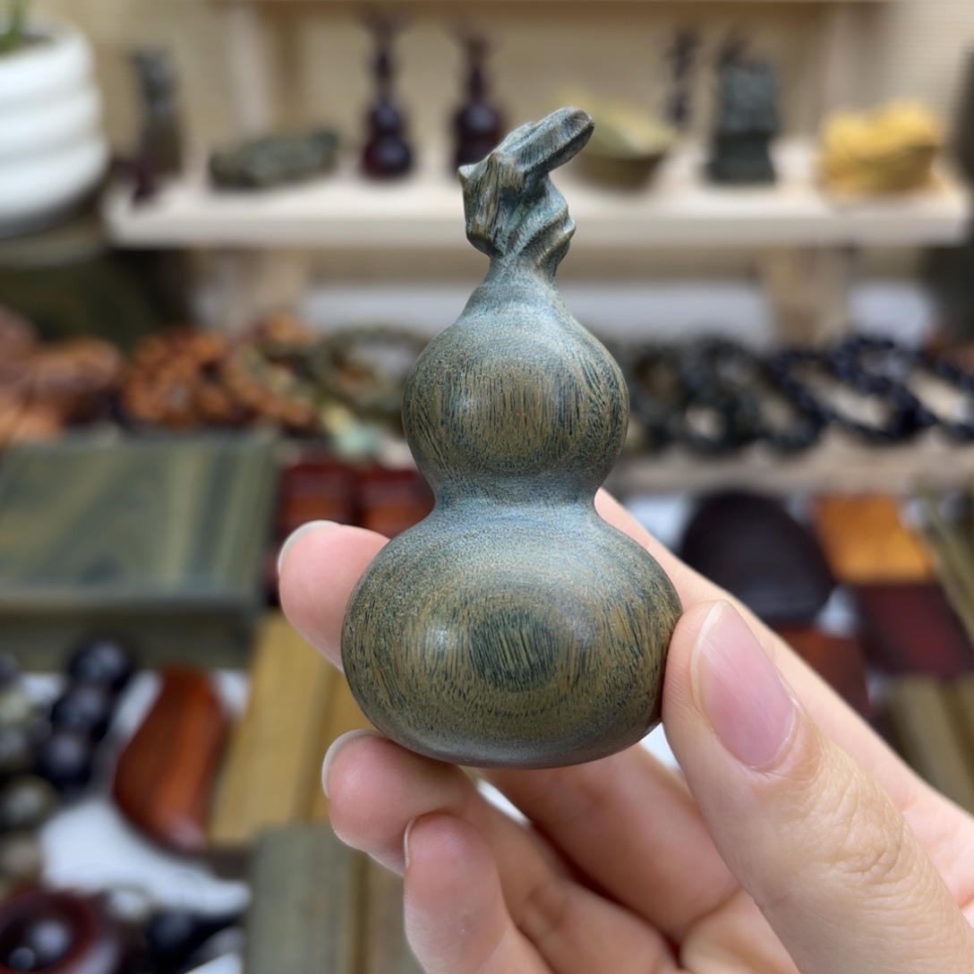 静***3木绿檀木料工艺品