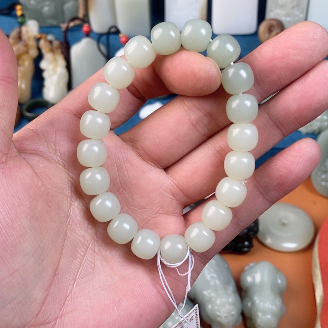 和田玉颈饰未镶嵌笖*