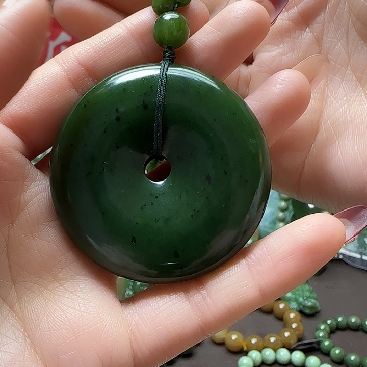 和田玉（碧玉）吊坠未镶嵌