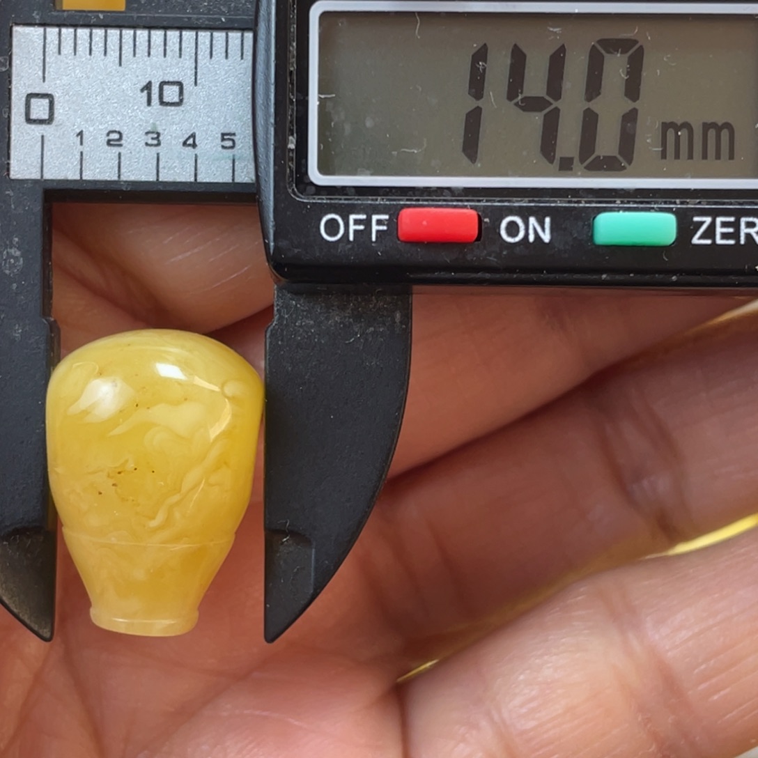 【闪购商品】裸石蜜蜡未镶嵌68杂