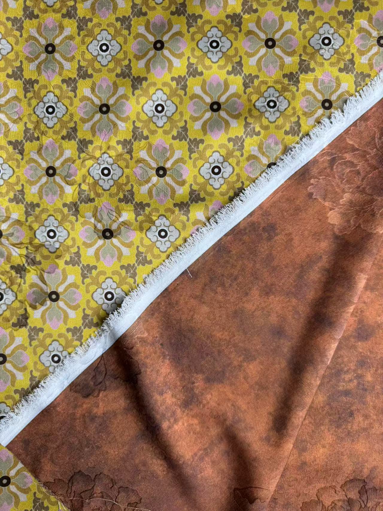 黄色宝相花香云纱丝绸