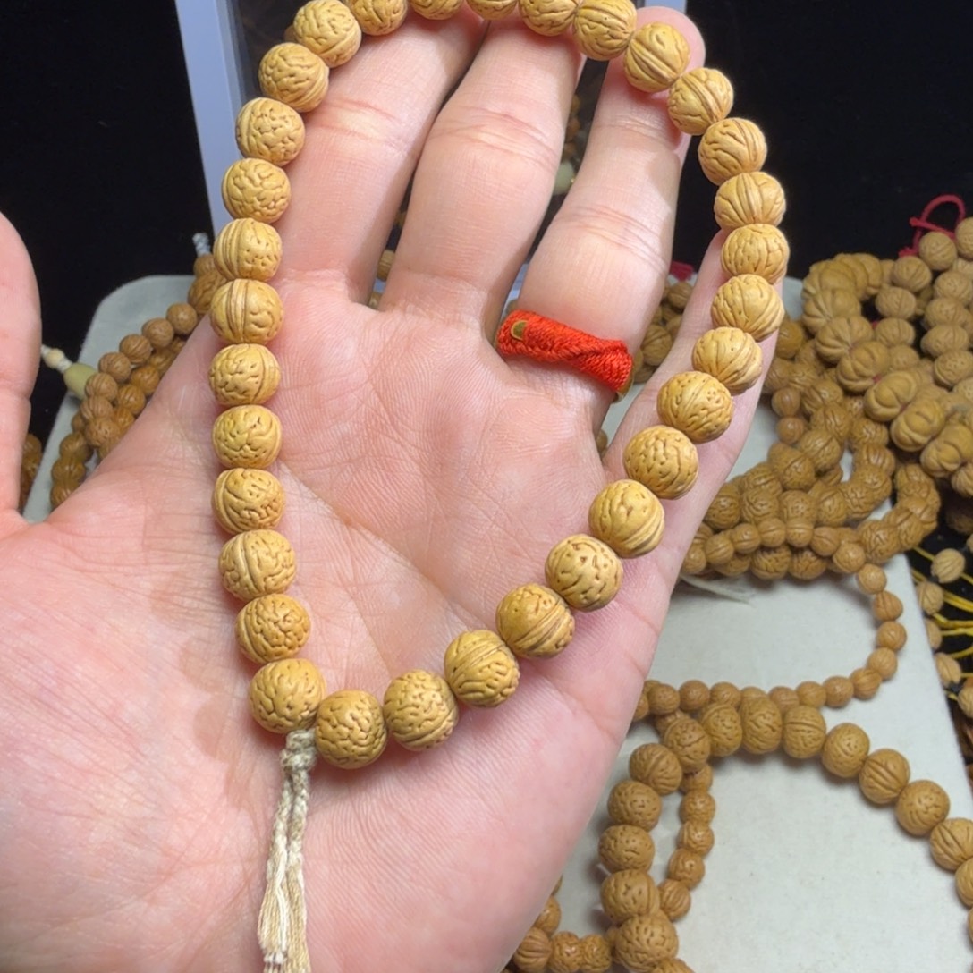 桃核吊坠0.9矮一个桃核