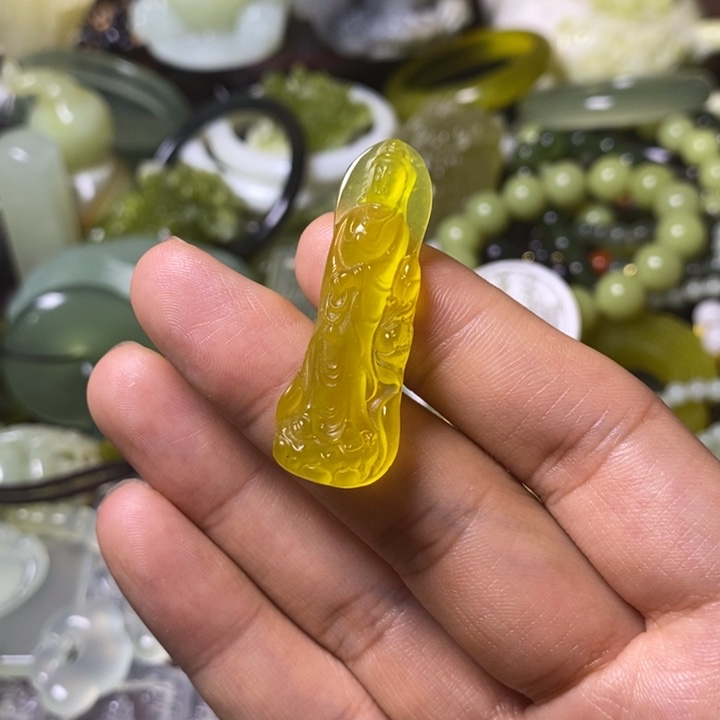 岫玉岫玉颈饰未镶嵌