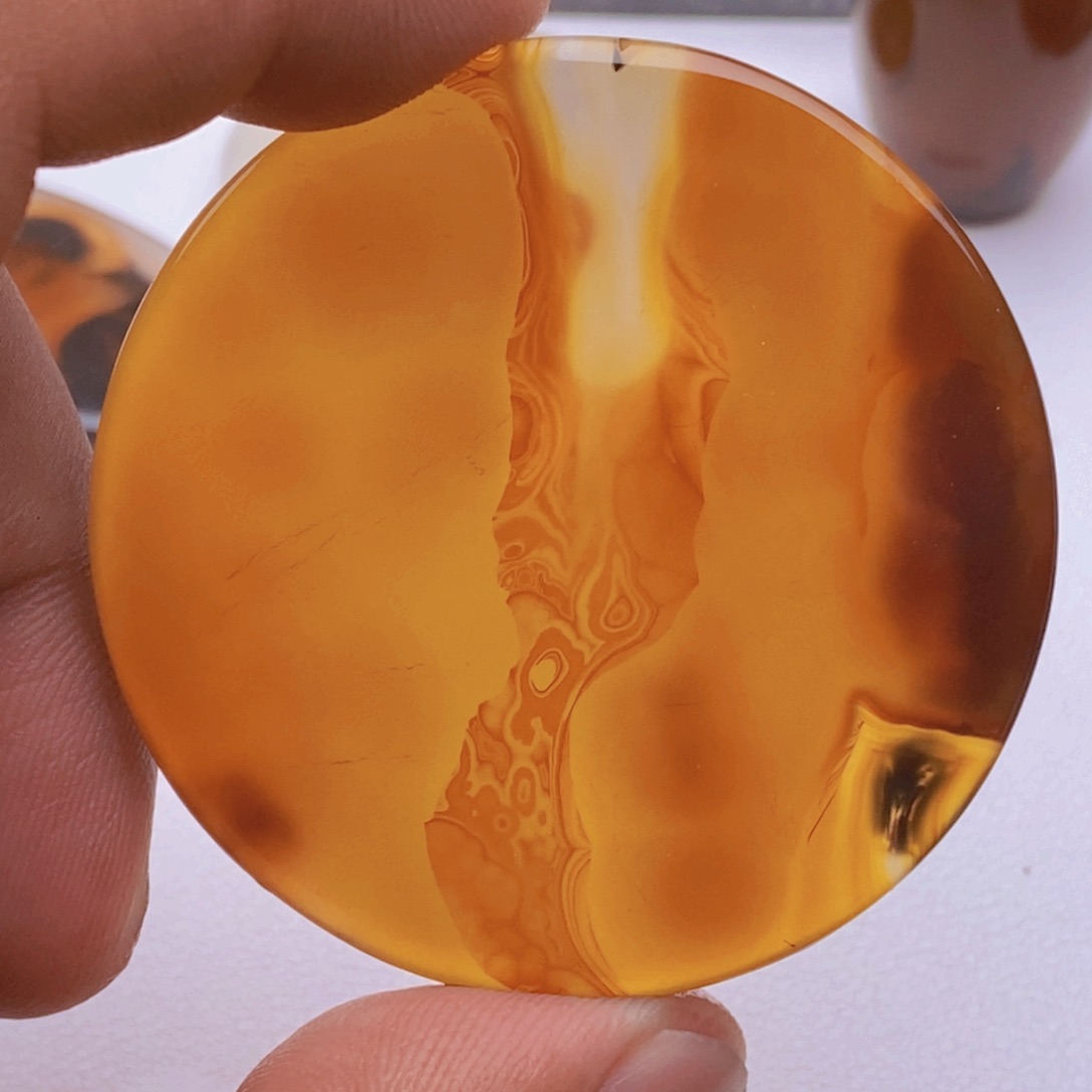 大***）玛瑙/玉髓颈饰未镶嵌