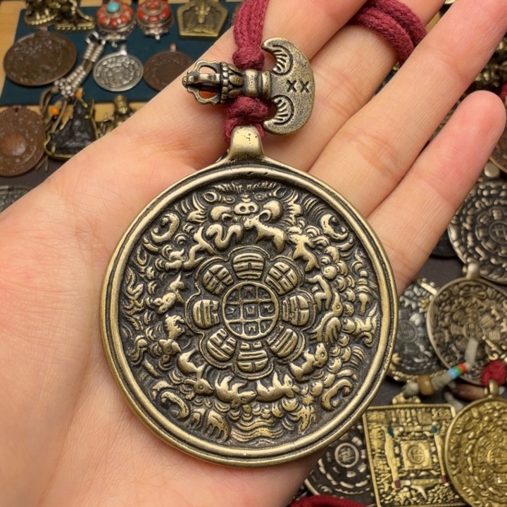 藏传文玩九宫如图