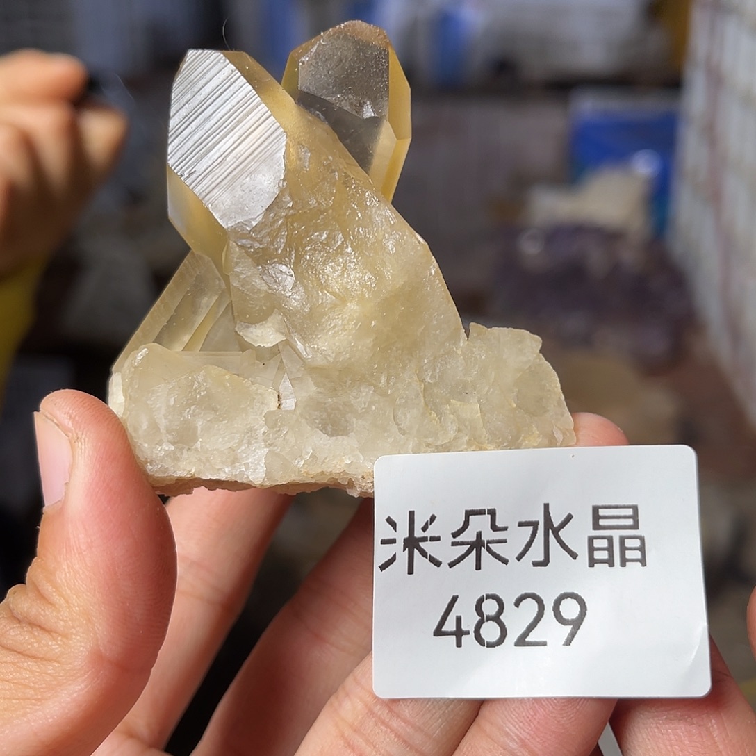 哈***样未镶嵌珠宝半成品水晶