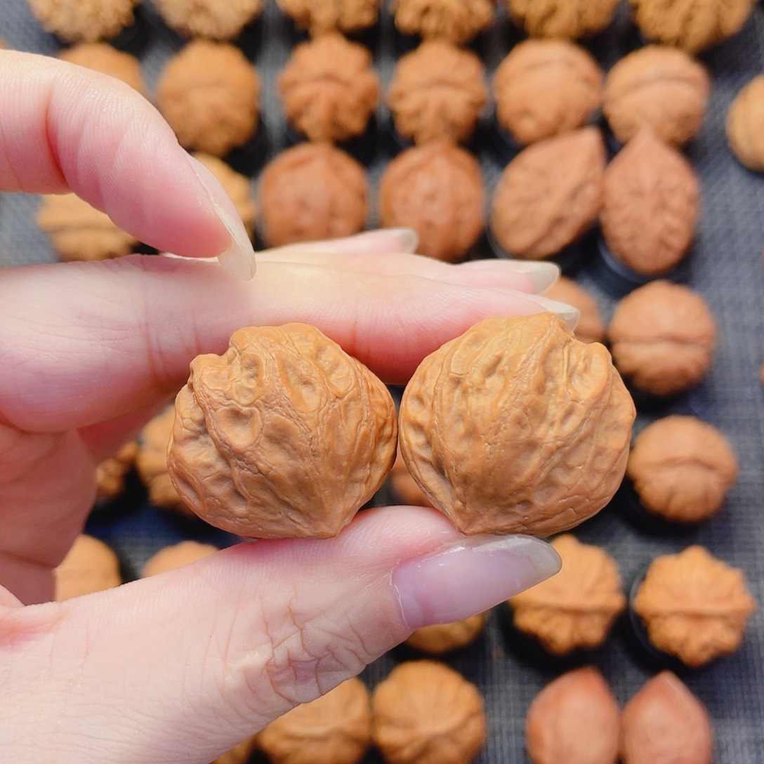 把件文玩核桃小桃红