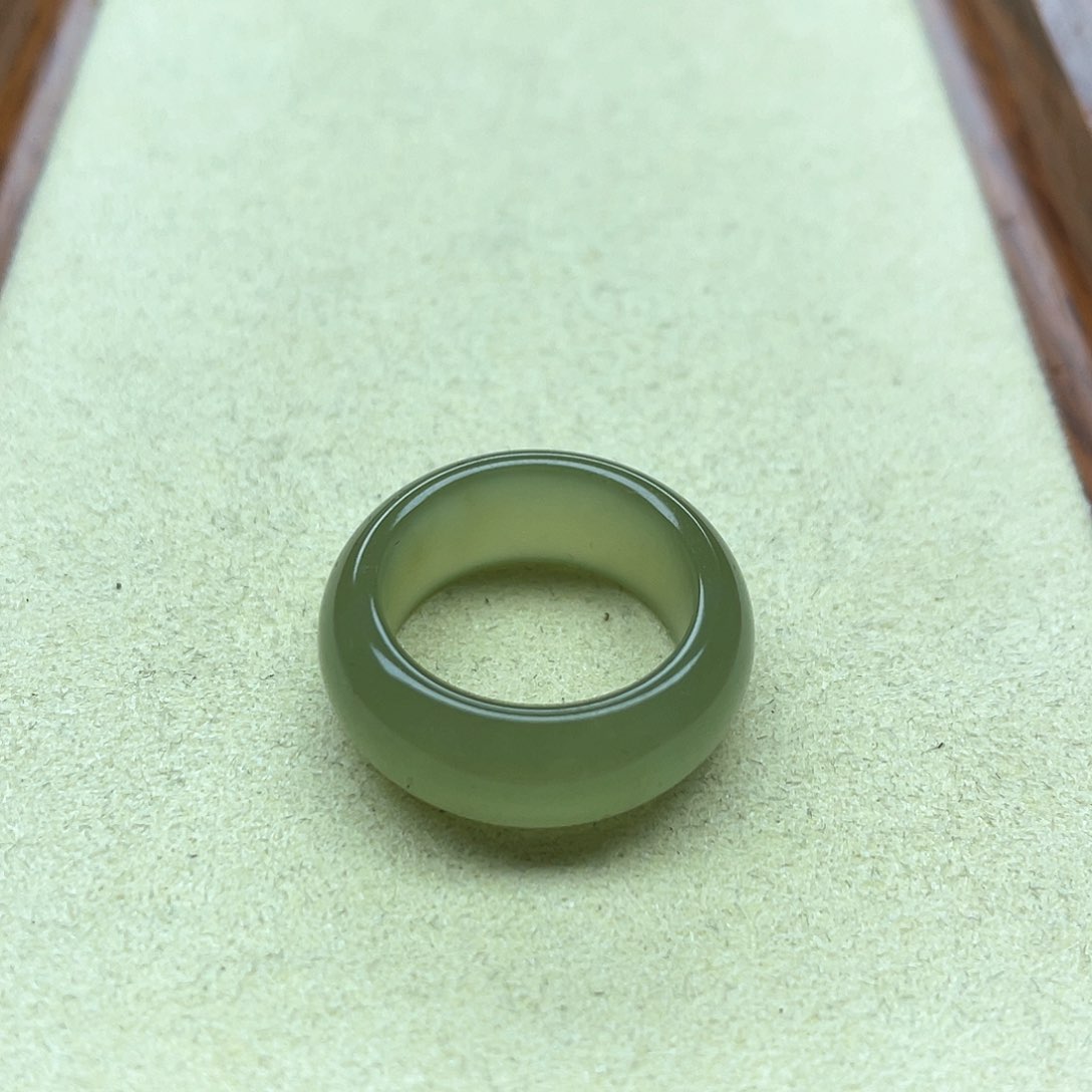 和田玉戒指未镶嵌35晴水宽胎10号