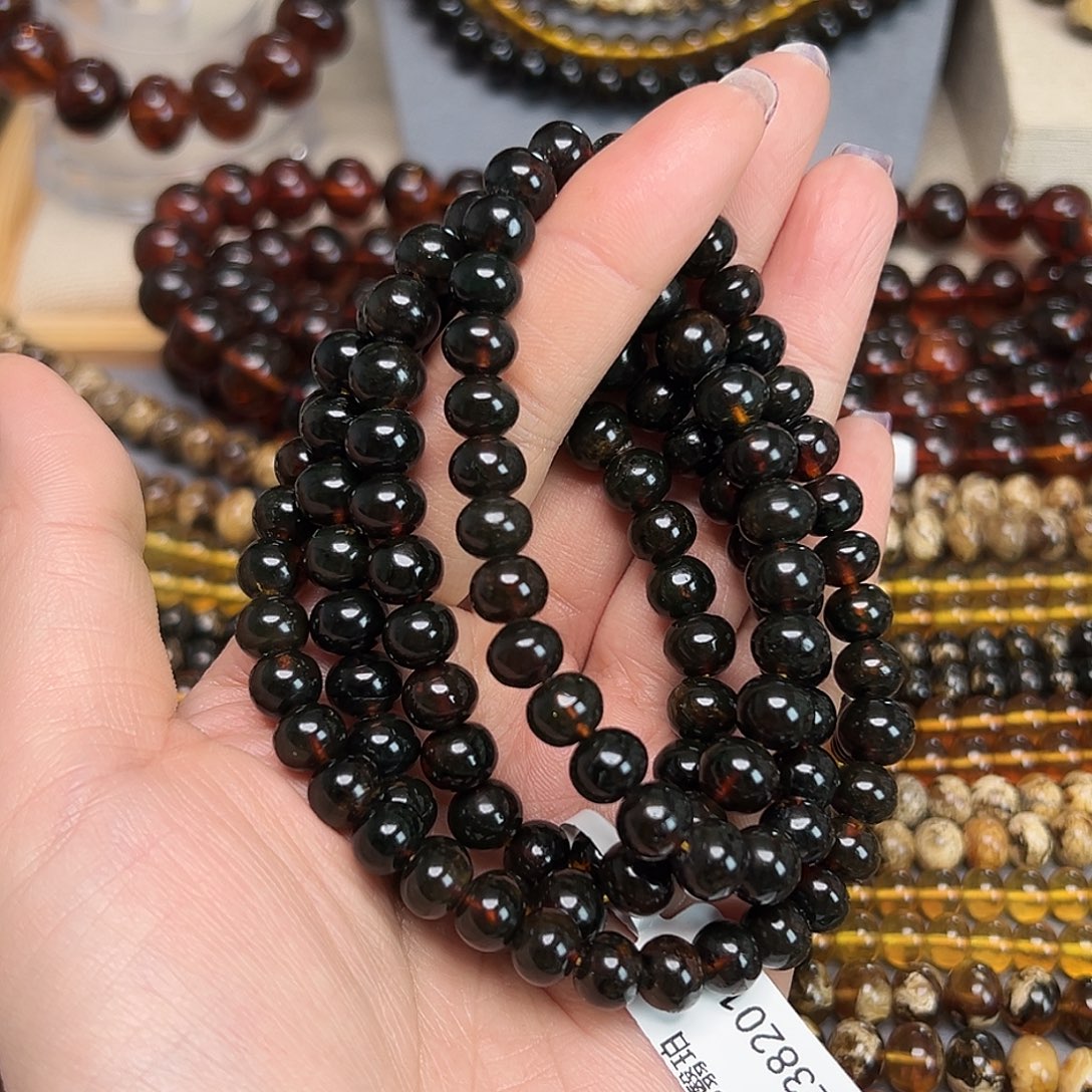 琥珀未镶嵌裸石抚顺琥珀八20609