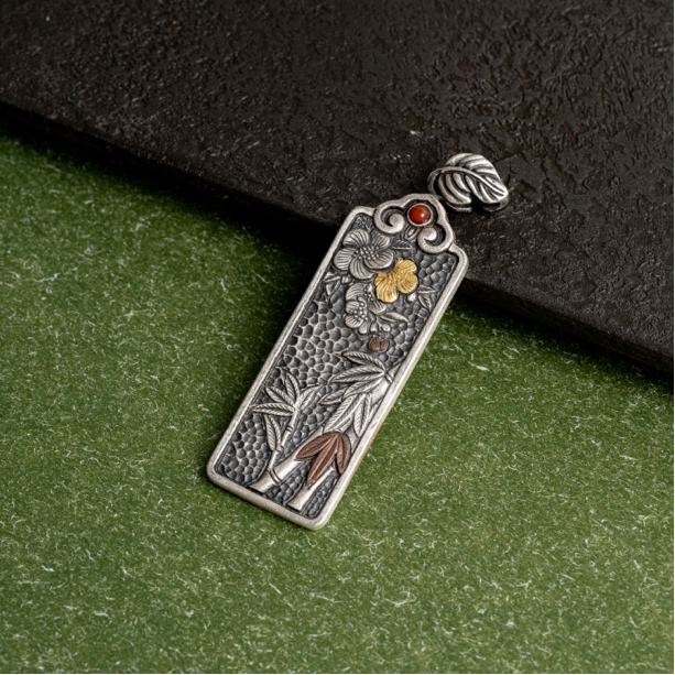 吊坠足银   青梅竹马吊坠丨纯手工錾刻金银错工艺约21g