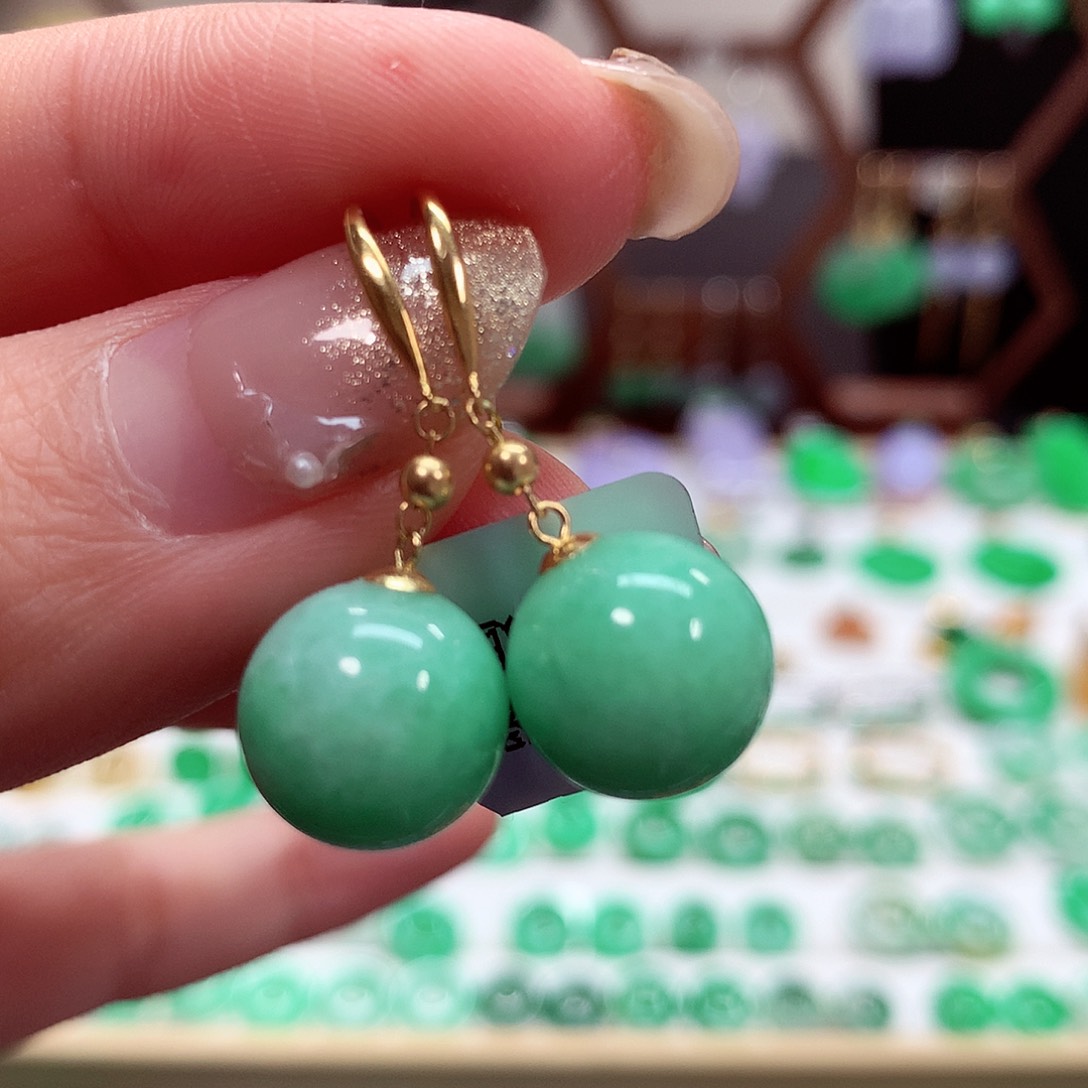 翡翠耳饰18K金镶嵌天然翡翠