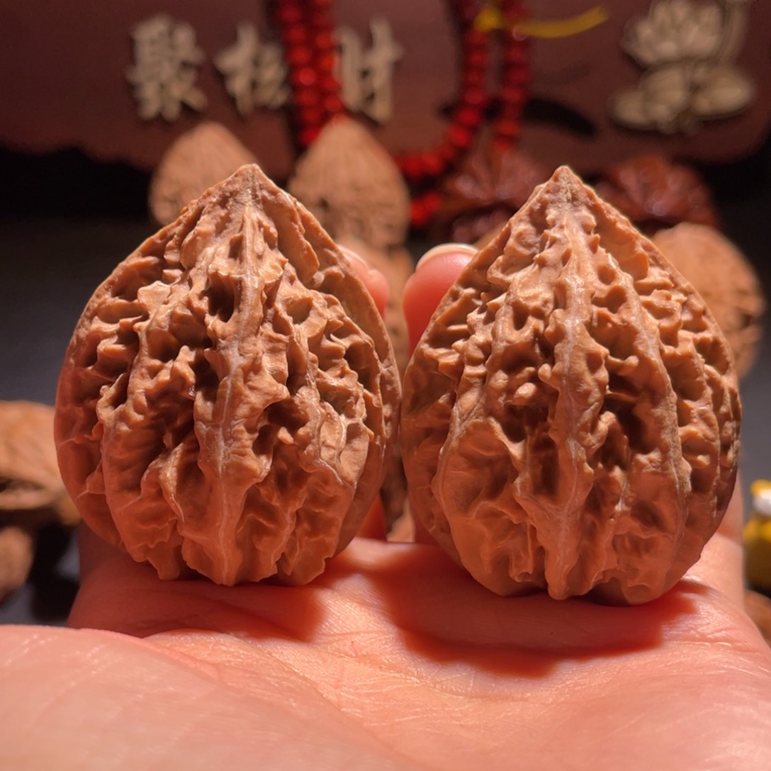 文玩核桃把件凹底火焰塔5