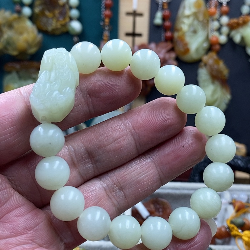 【闪购商品】蛇纹石玉手链未镶嵌