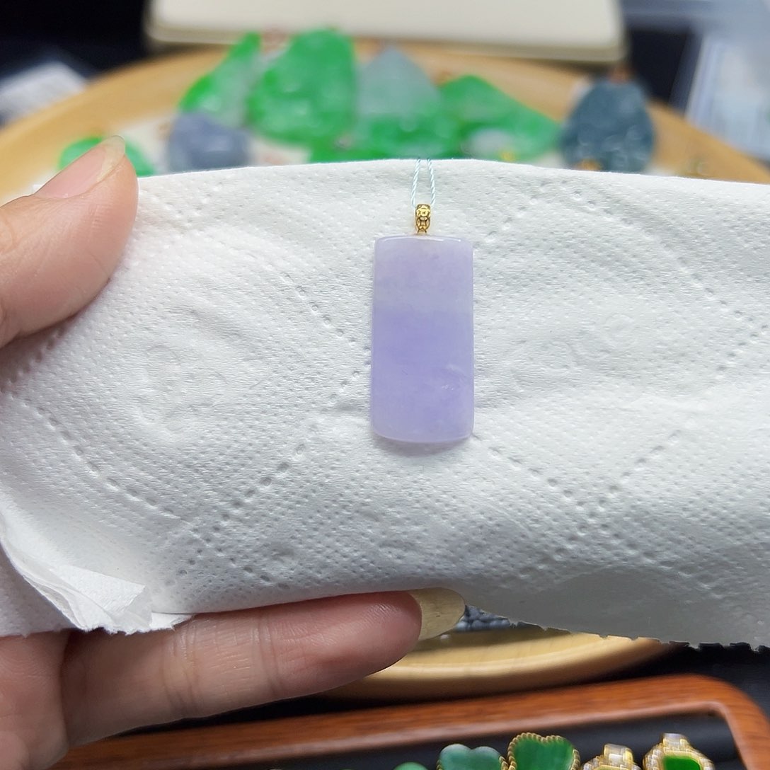 翡翠颈饰18K金镶嵌天然缅料A货一件