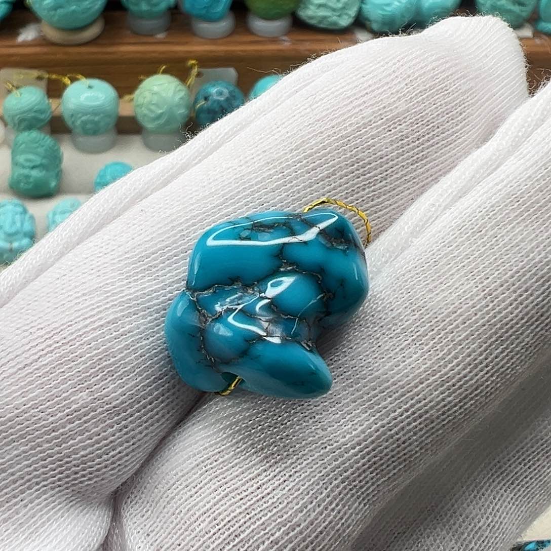 绿松石配饰未镶嵌