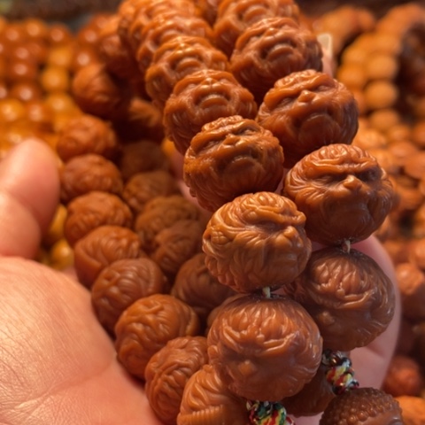 手串猴头核桃初****负舞台手里泛油