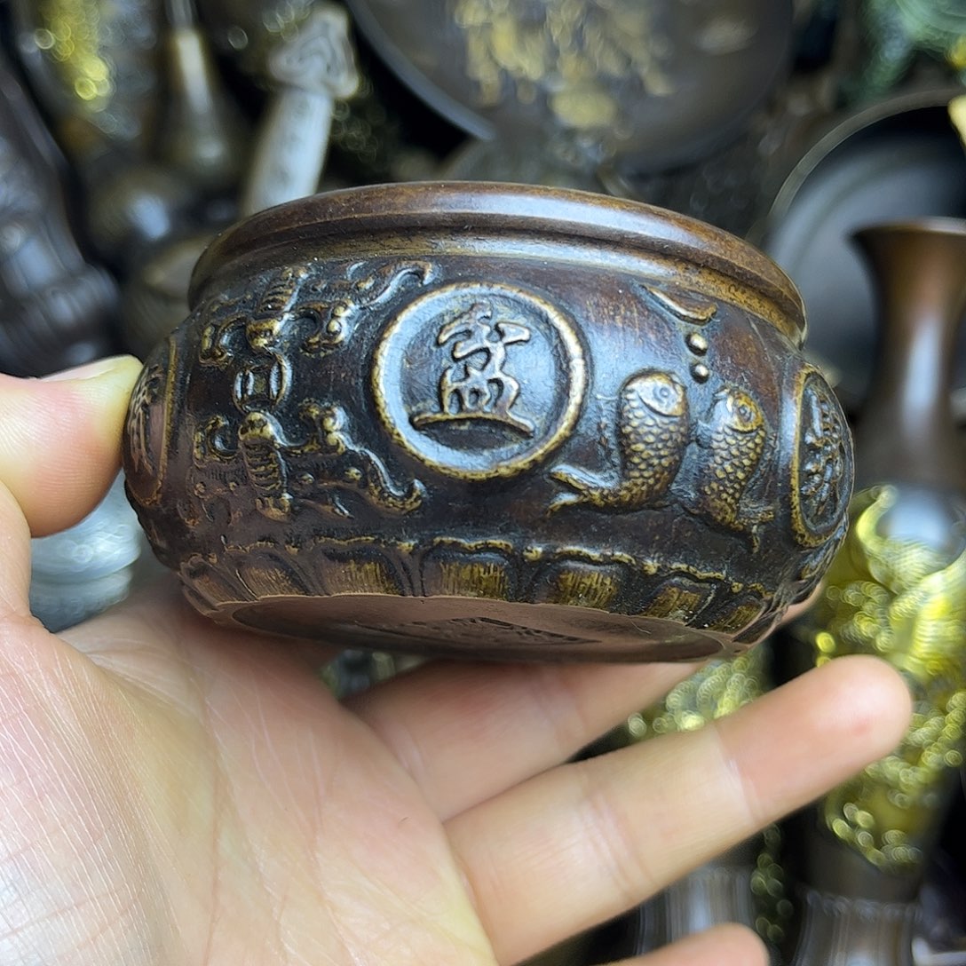 精美铜器，做工精致