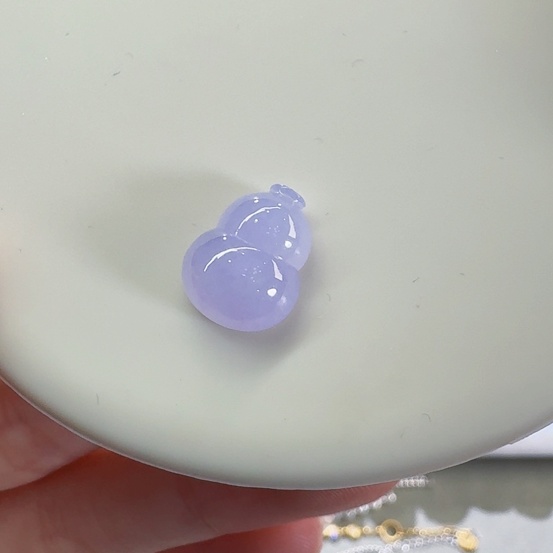 翡翠颈饰未镶嵌葫芦