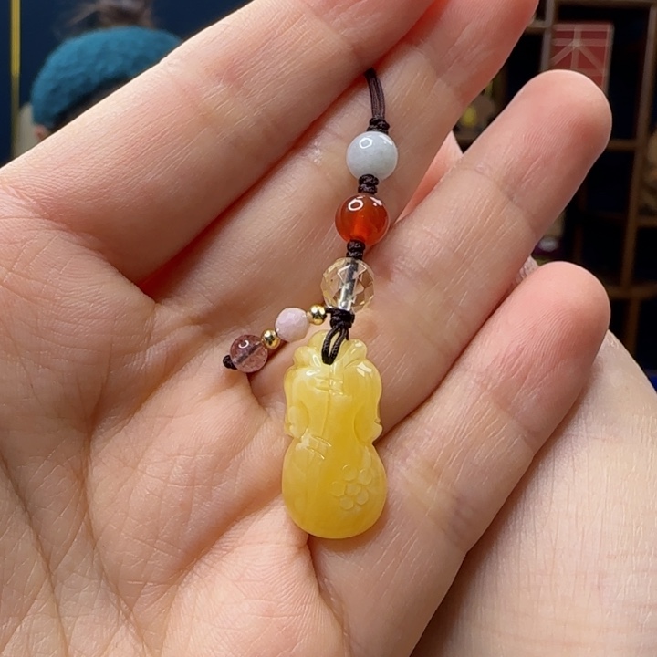 蜜蜡吊坠(赠链)未镶嵌